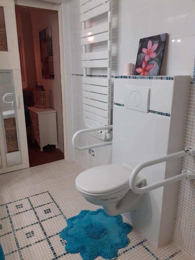 7042Douce Nuit Hotell Saint-Germain-Laval  Eksteriør bilde