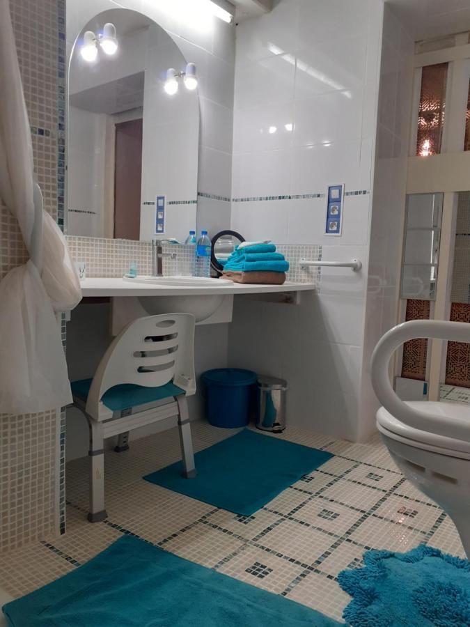 7042Douce Nuit Hotell Saint-Germain-Laval  Eksteriør bilde