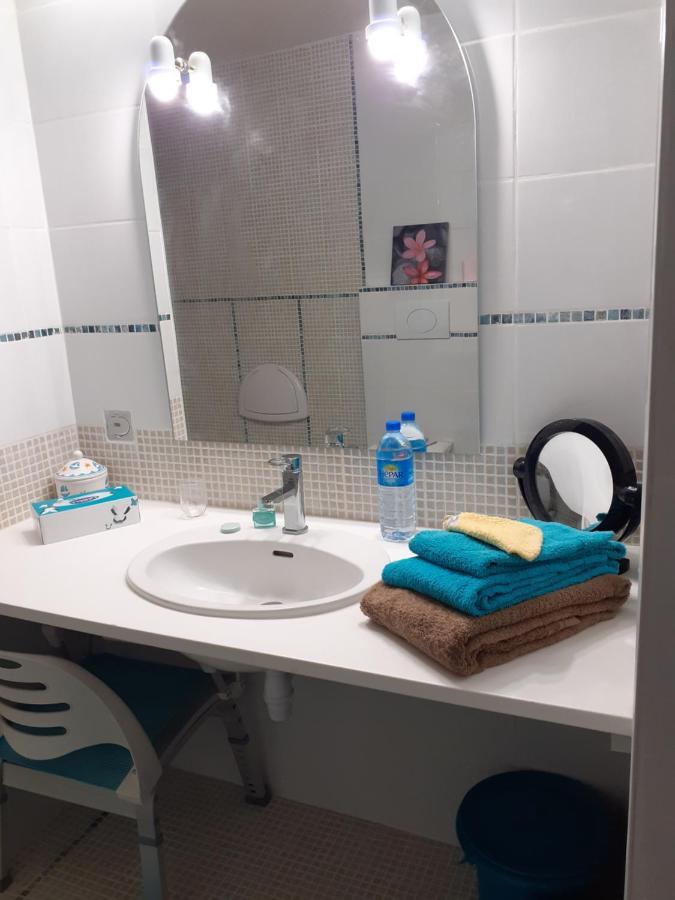 7042Douce Nuit Hotell Saint-Germain-Laval  Eksteriør bilde
